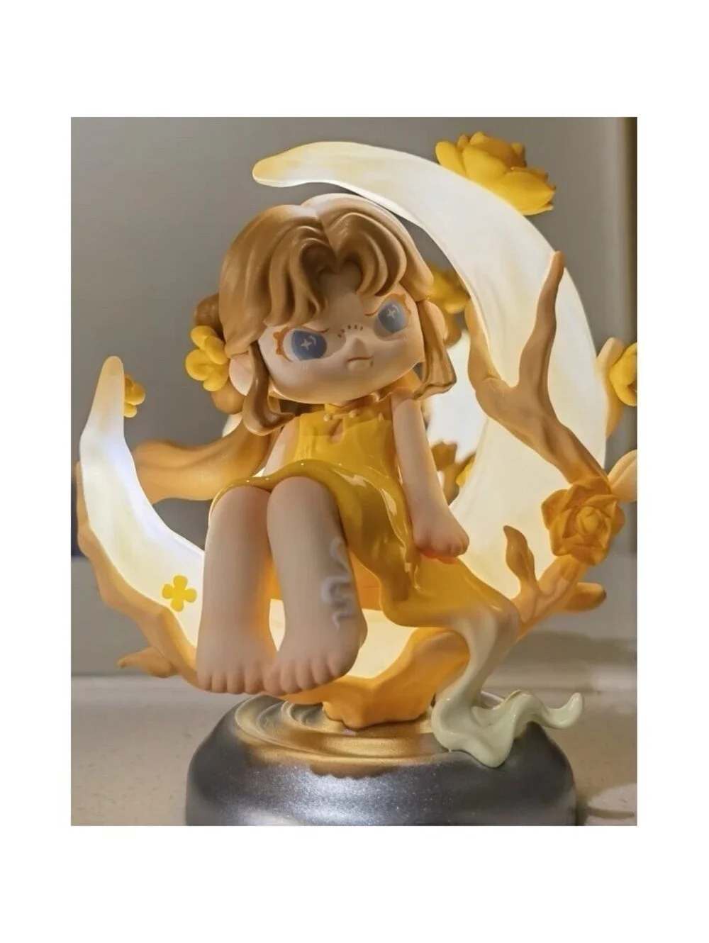 TNT DORA Happily Ever After Limited Figure - New and Sealed